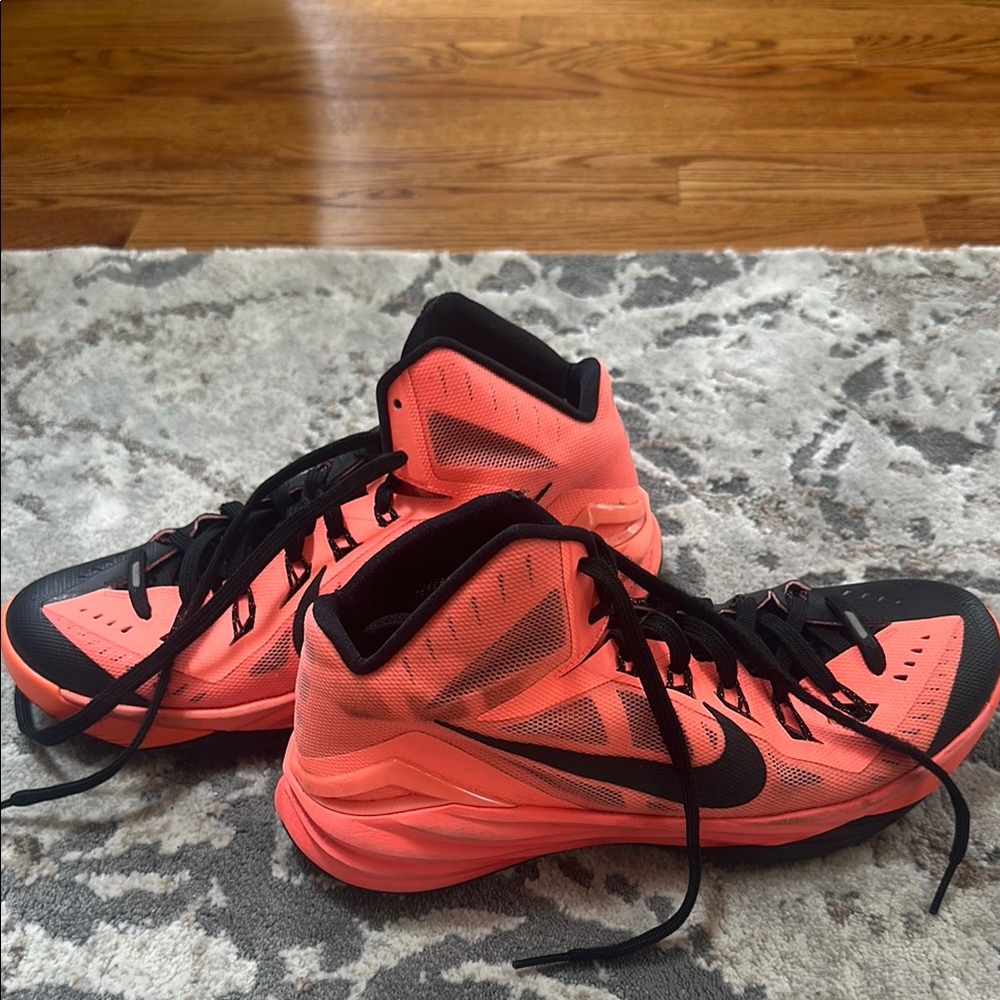 Nike hyperdunk 2014 Bright Coral and Black High-Tops